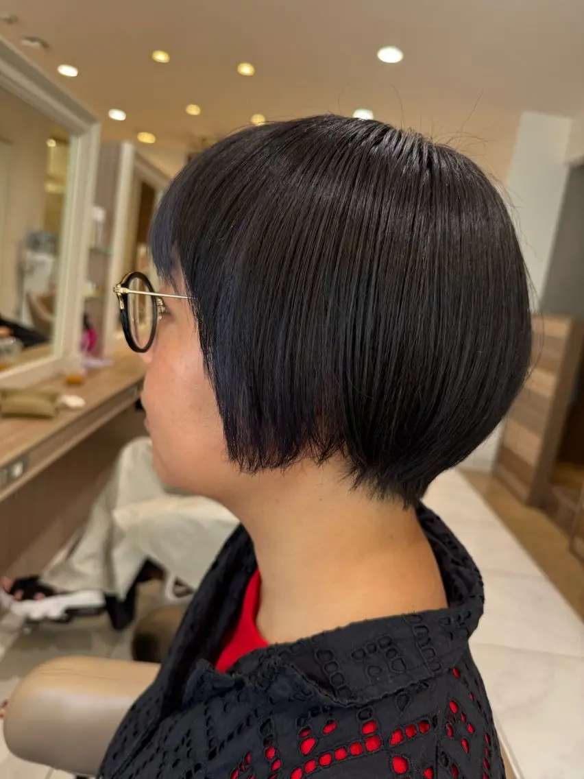 ショート ヘアカラー トリートメント ママ美容師⭐️ シモダイラ ヒデミのヘアスタイル