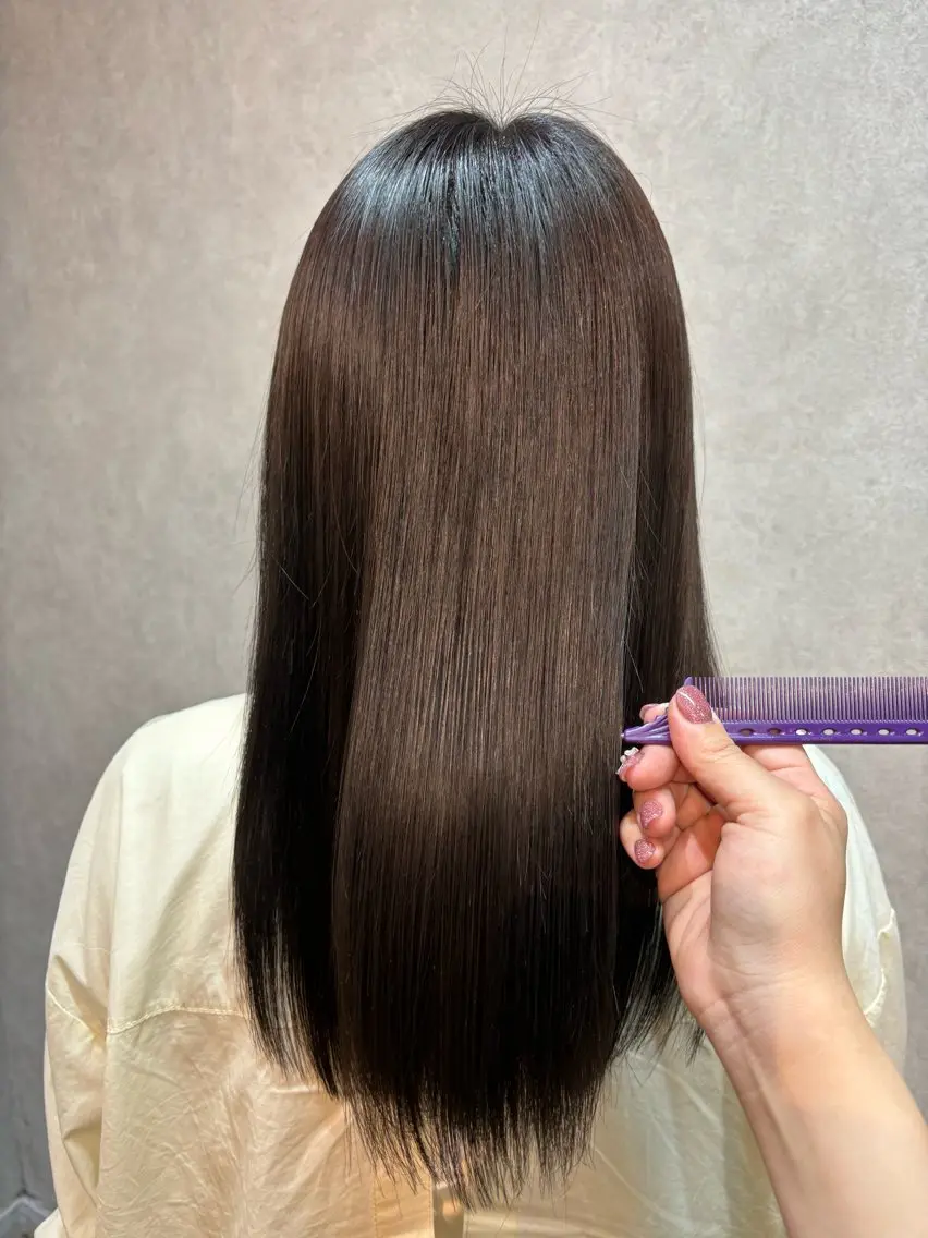 セミロング 💜髪質改善/ 艶カラー/ミナ🩷のヘアスタイル