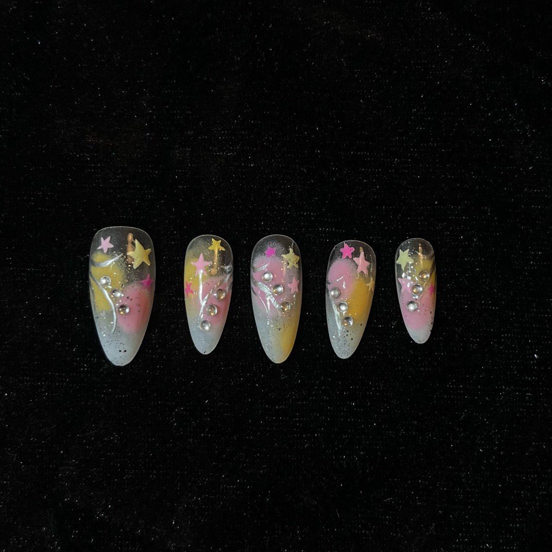 ネイル noir nails Kanaeのネイルデザイン