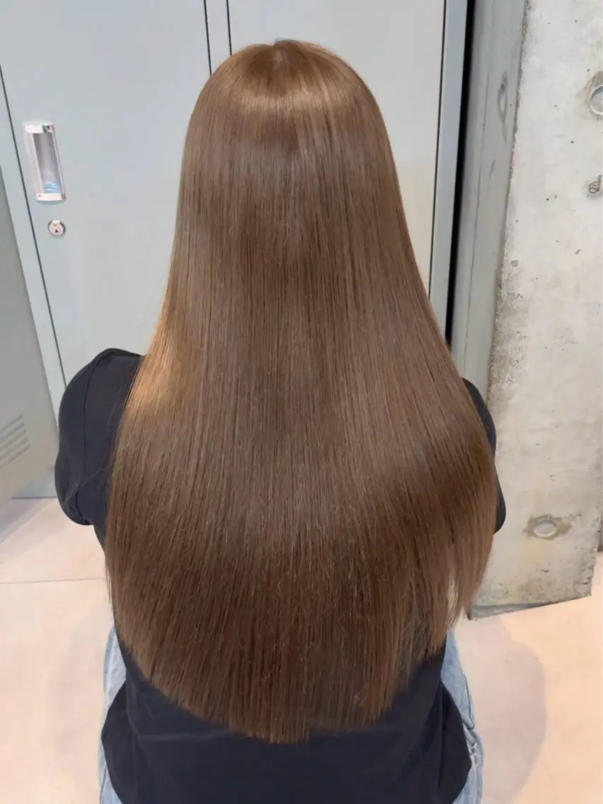 ロング カラー ベージュカラー ブリーチ 透明感カラー ヘーゼル ブリーチなしカラー ヘアカラー 艶感カラー 🩵レイヤー/紫音のヘアスタイル