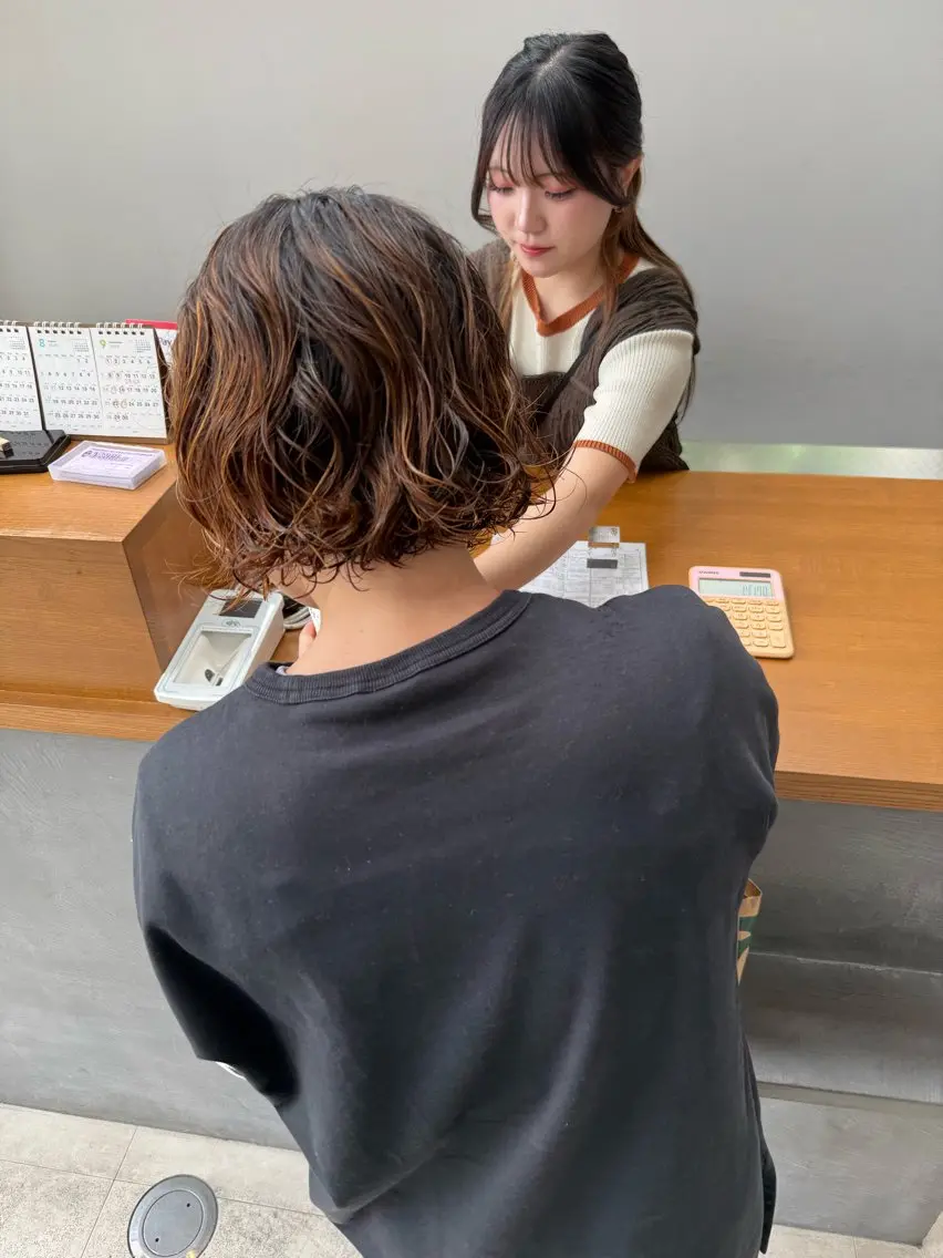 ショート パーマ ボブ カット パーマ トリートメント 石原圭悟 /ショート/艶カラーのヘアスタイル