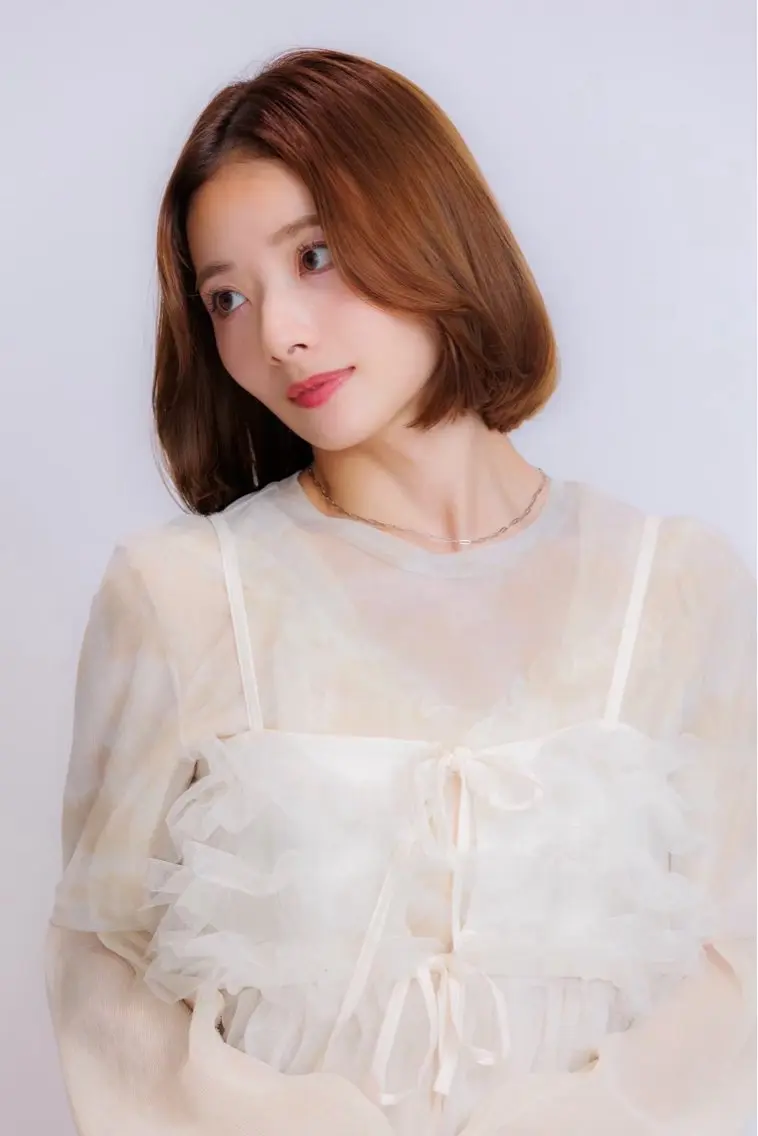 カラー ♻️ブリーチなし カラー♻️のヘアスタイル