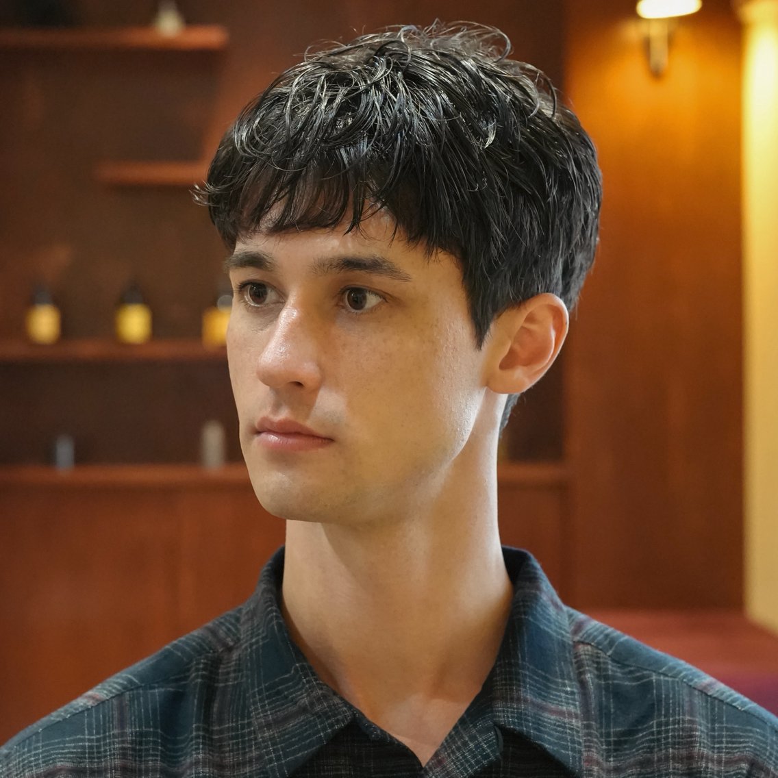 メンズ フェザーパーマ マッシュ メンズパーマ メンズショート 刈り上げ メンズカット|パーマ 💇🏻武藤龍之介のヘアスタイル