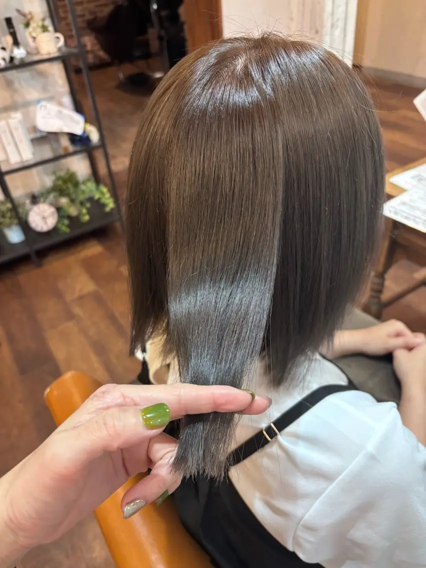 ミディアム ボブ カット ヘアカラー radiant nakamuraのヘアスタイル