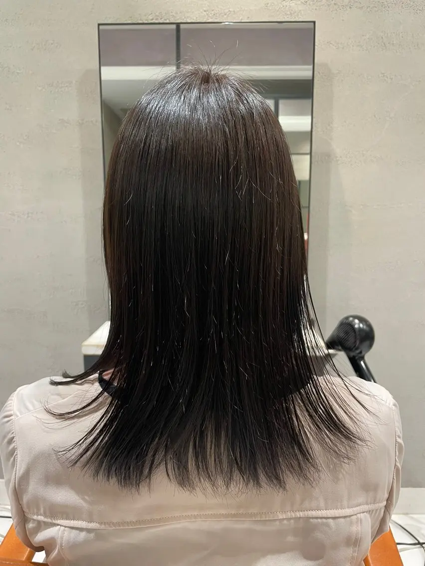 カラー 松田 響のヘアスタイル
