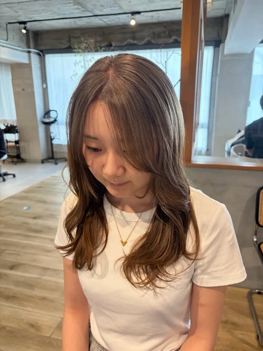 ミディアム カラー ベージュカラー オリーブベージュ オレンジ ヘアカラー aina ⠀ ⠀ ⠀のヘアスタイル