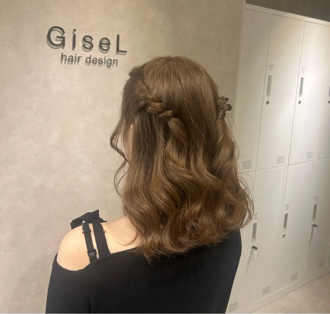 ミディアム カラー ヘアアレンジ ヘアカラー GiseL 美優のヘアスタイル