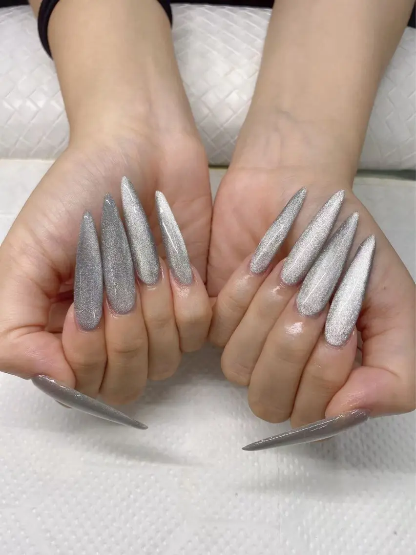 ネイル 長さ出し フットネイル フレンチネイル ジェルネイル ガーリー ハンドネイル フットネイル ハンドケア NYネイルサロン 千葉中央店のネイルデザイン