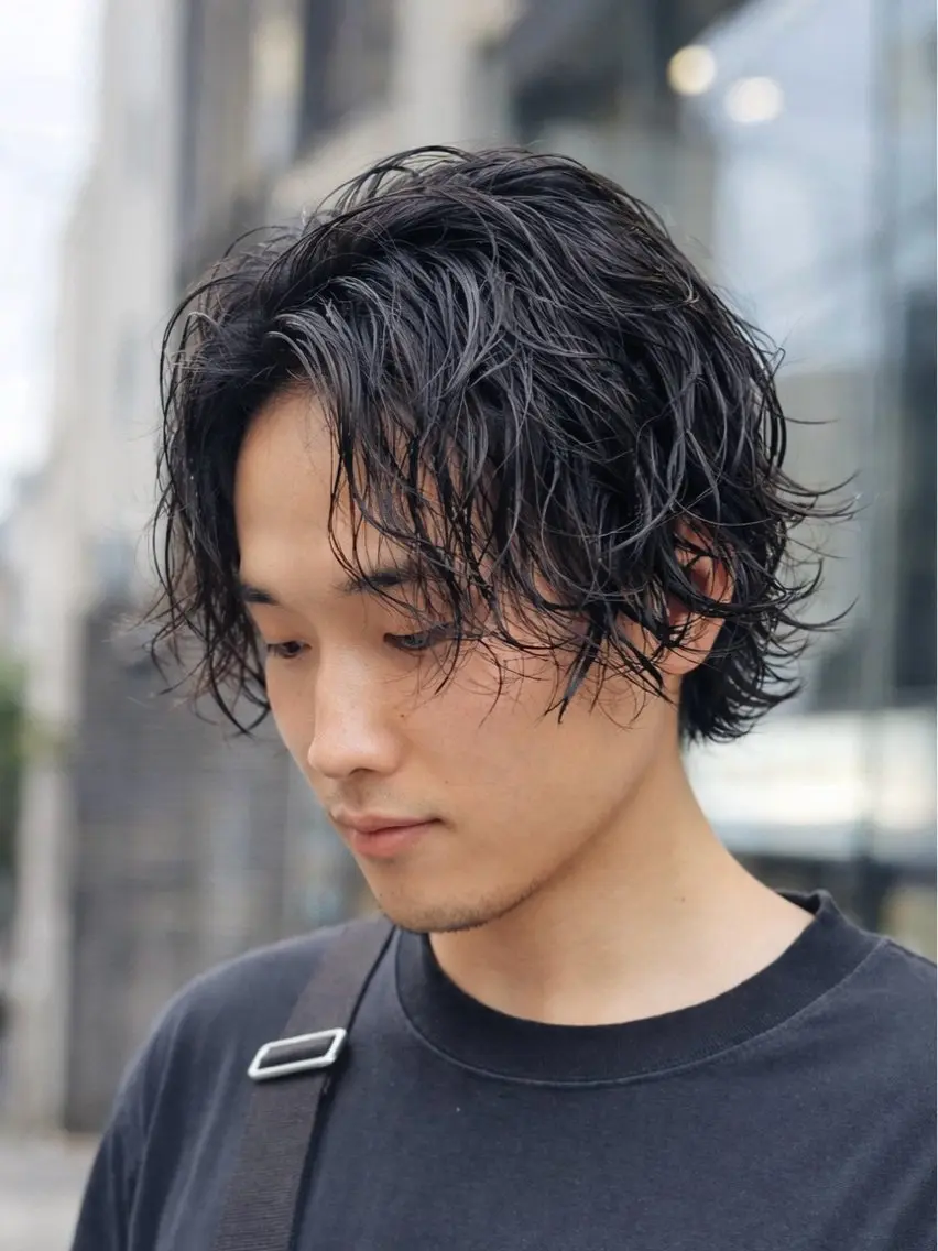 ミディアム パーマ メンズ カット パーマ トリートメント 🇺🇸サーフカール 🇺🇸ケンシロウのヘアスタイル
