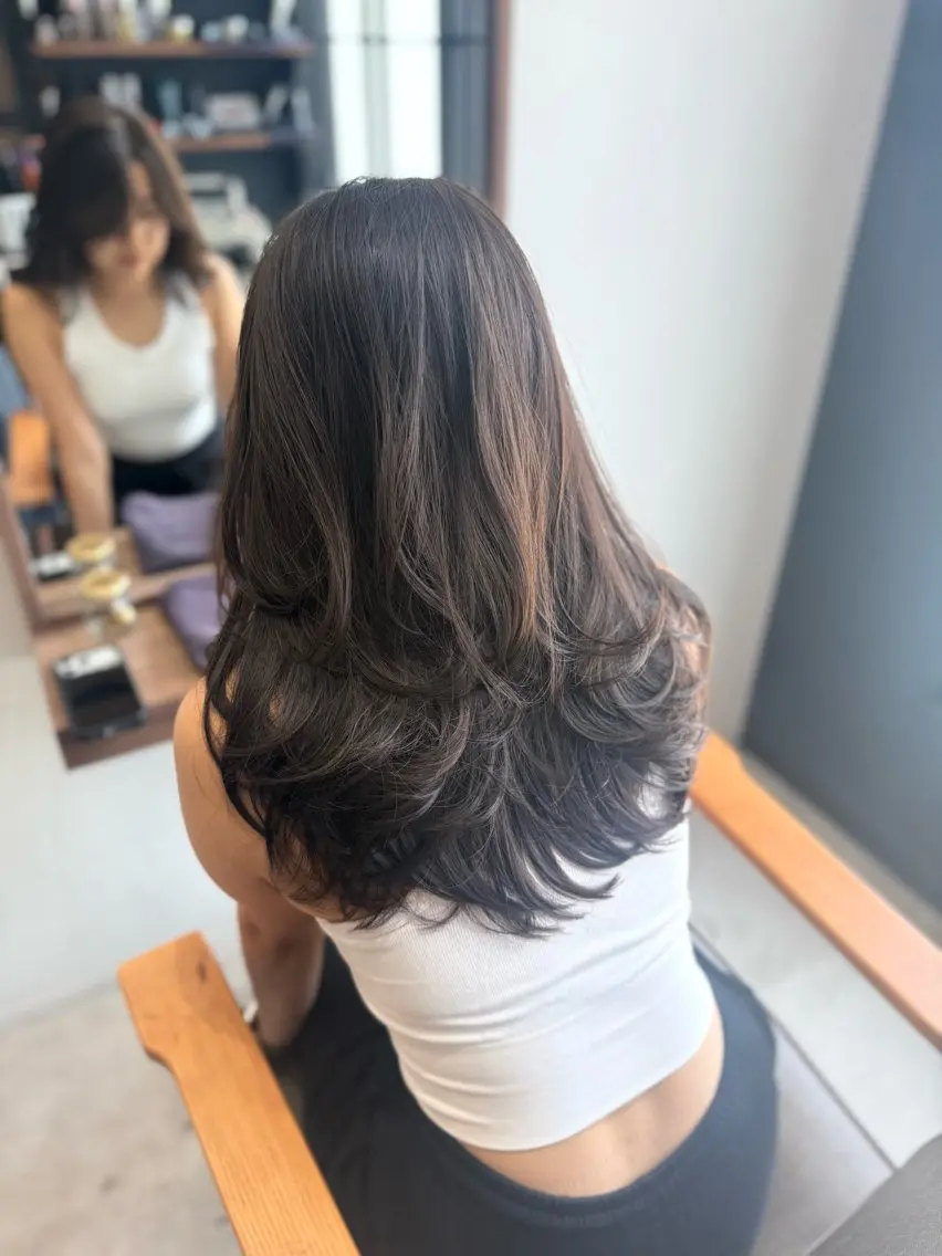 セミロング レイヤーカット カット ヘアカラー トリートメント 🌺海外レイヤー /艶髪🌺舟橋瑞稀のヘアスタイル