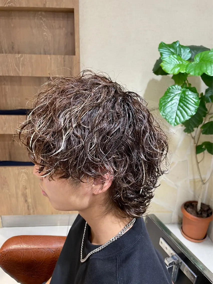 ミディアム パーマ メンズ カット パーマ メンズパーマ特化🏆 宮崎健人✨️のヘアスタイル