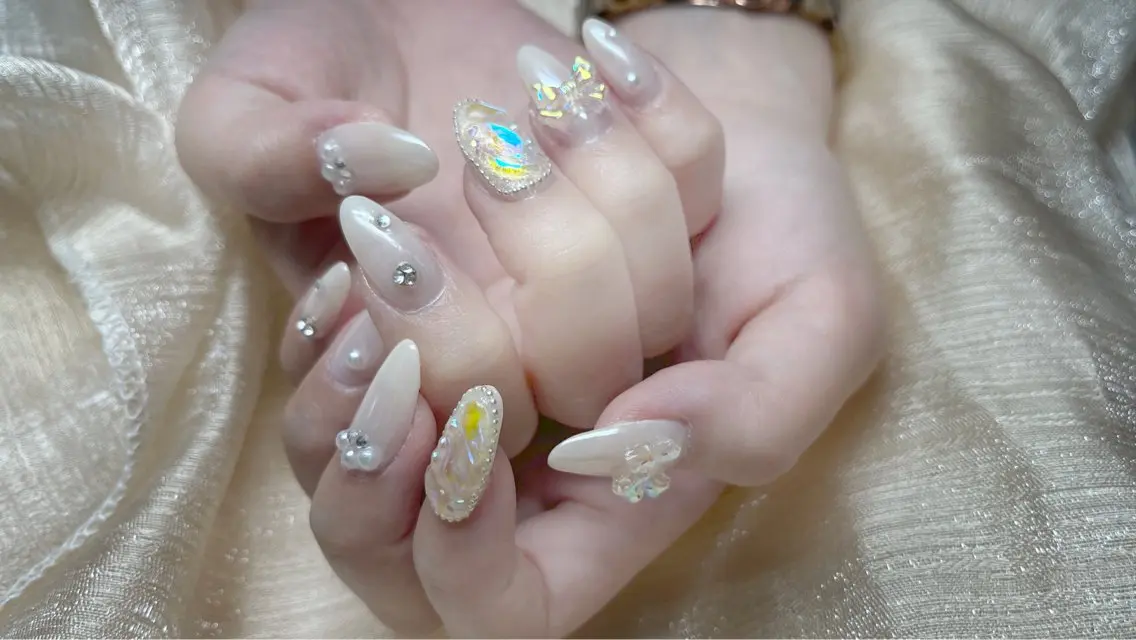 ネイル ハンドネイル Azel nail 伊野麗のネイルデザイン