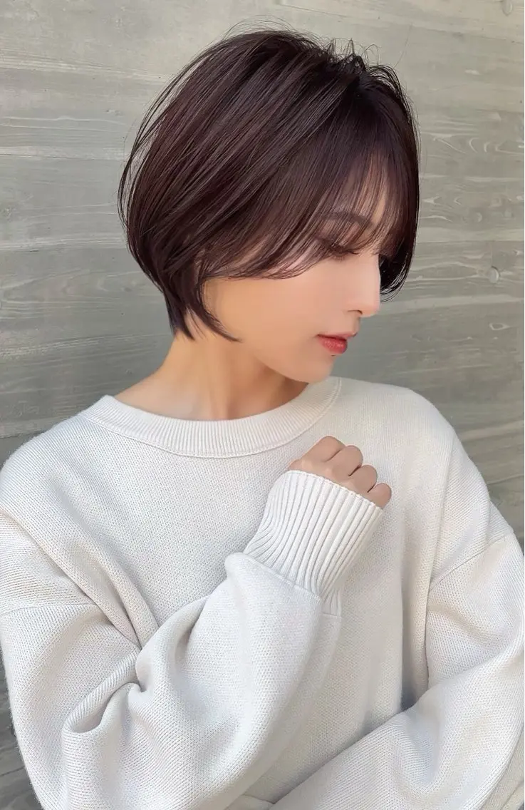 ショート 大宮ブリーチ縮毛⭕️ 暗髪レイヤーしょうまのヘアスタイル