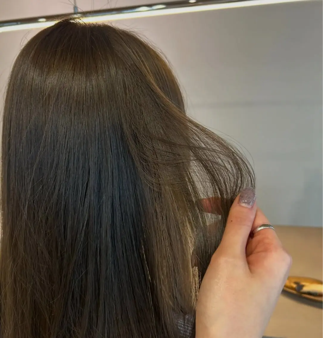 🪐ダブルカラー(ブリーチなし)＋トリートメントの写真