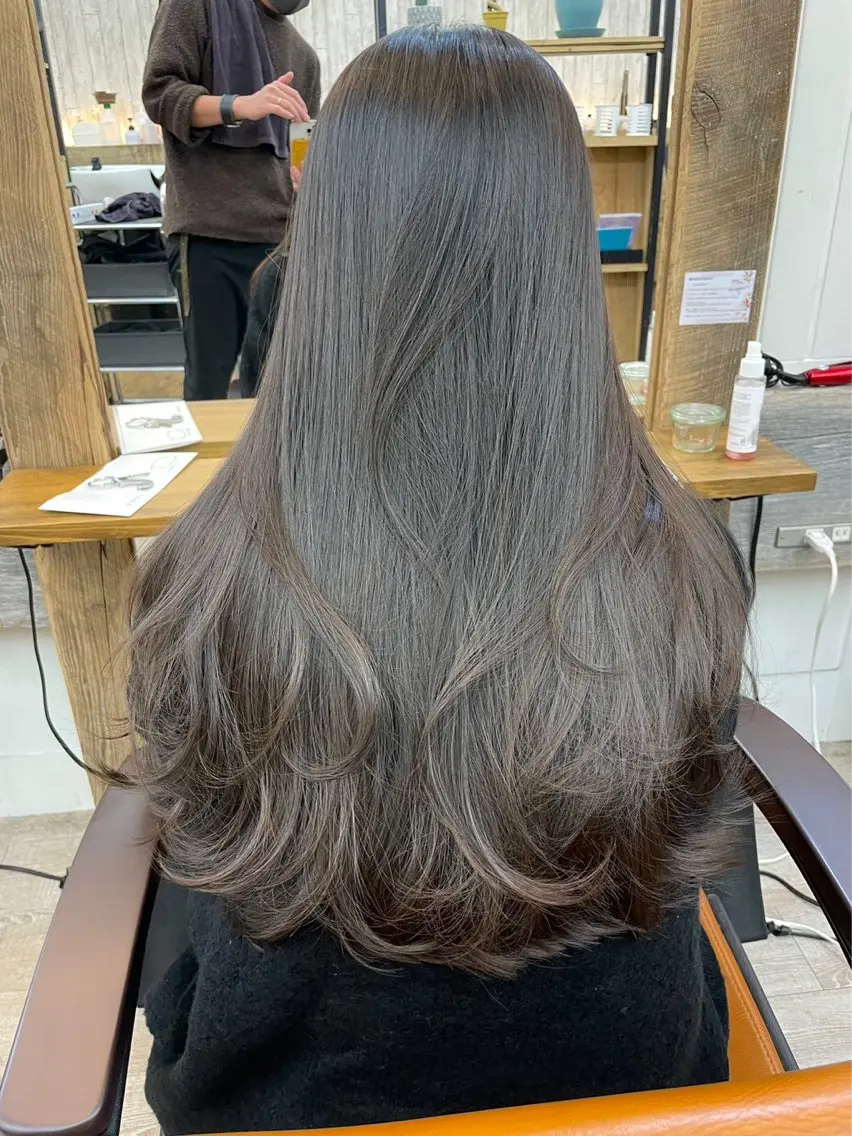 ロング カラー カット ヘアカラー トリートメント HIKARU副店長/ ✨️髪質改善のヘアスタイル