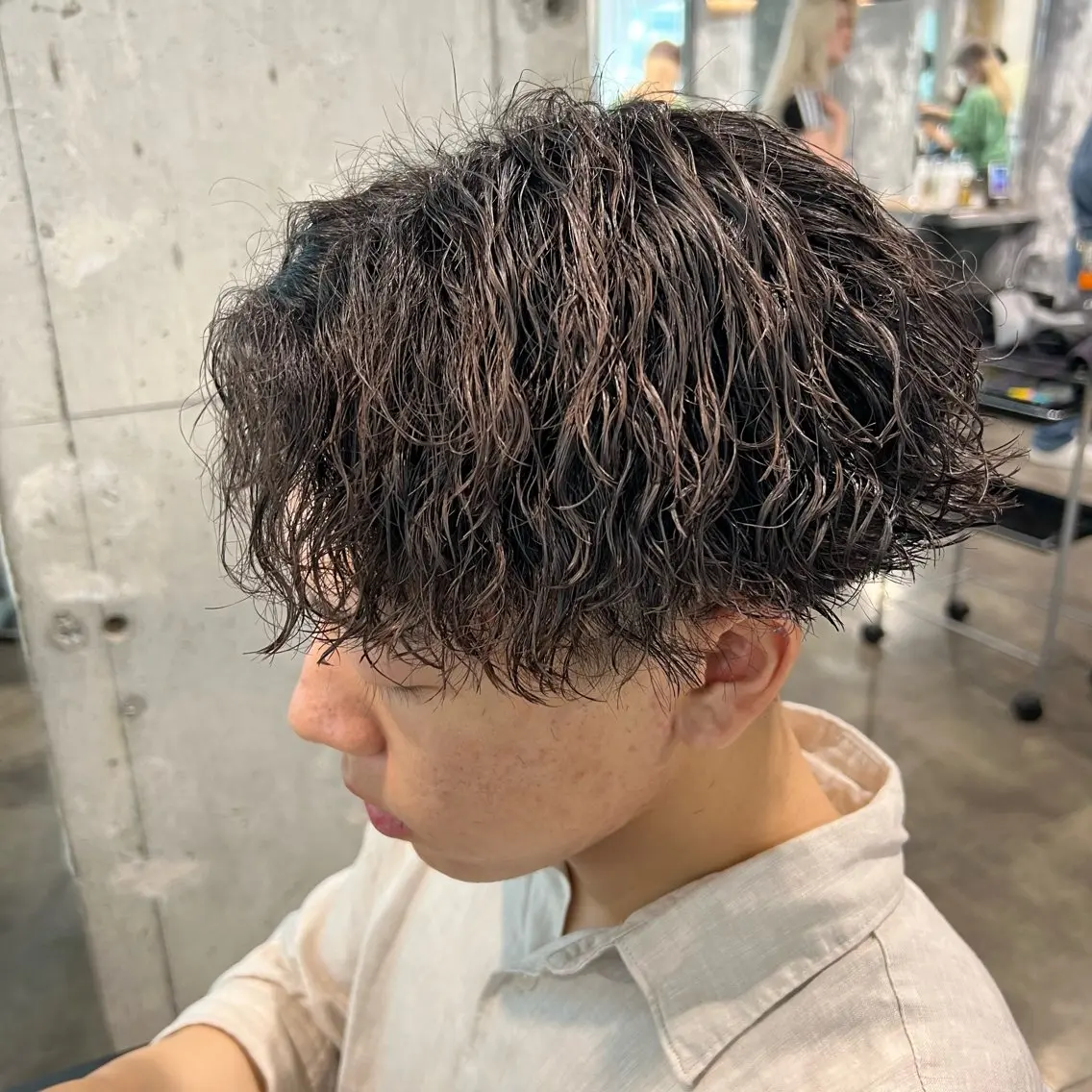 メンズ 🪽直毛男子の救世主 🪽フェザーパーマのヘアスタイル