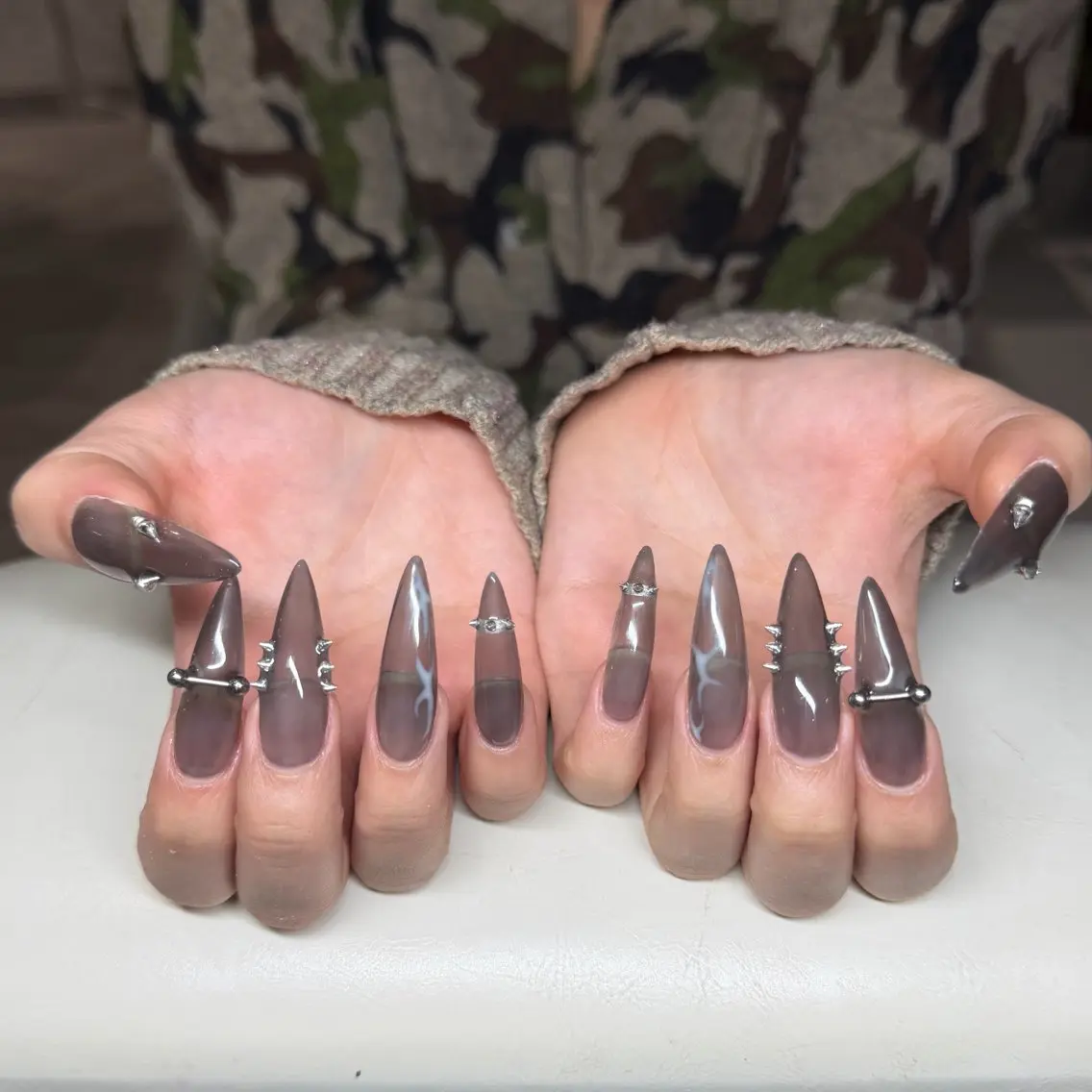 ネイル ハンドネイル IROHA NAIL Kurumi🪽🫧のネイルデザイン