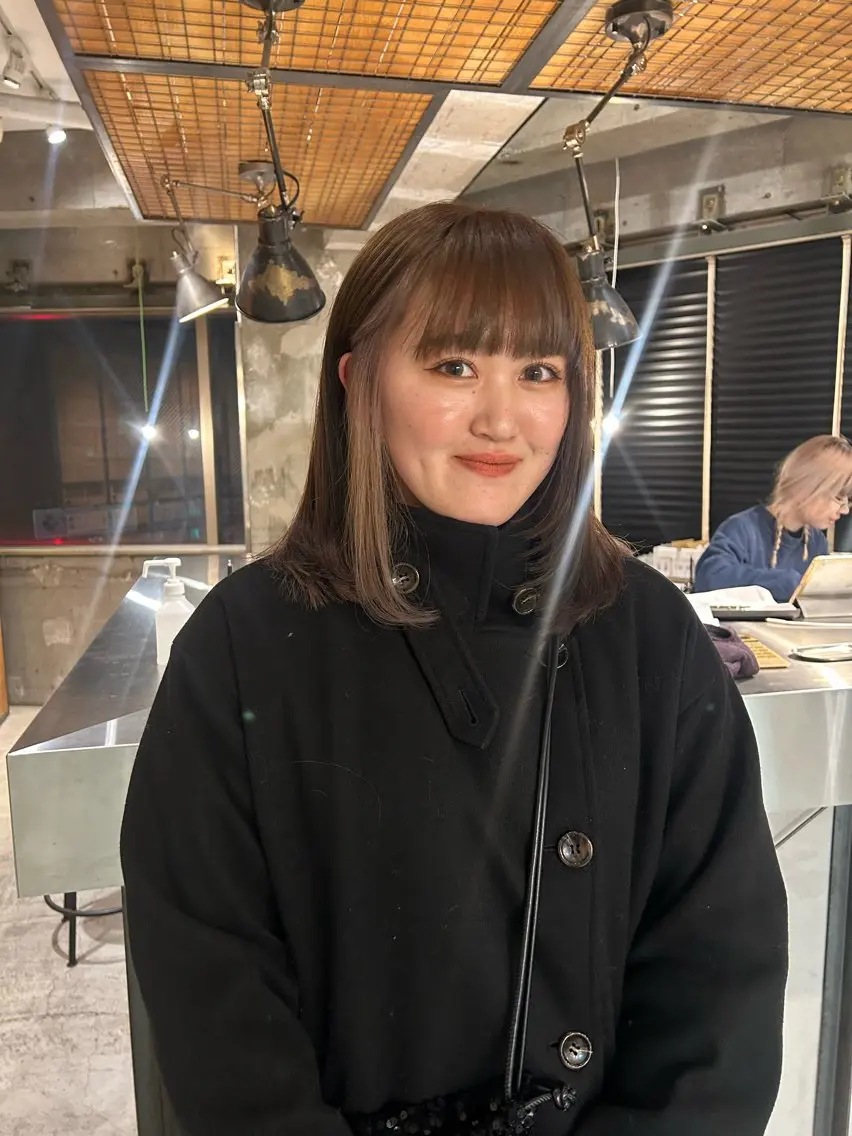 ミディアム カラー ミディアムレイヤー ブリーチ レイヤーカット カット ヘアカラー 海外レイヤー /NAGISAのヘアスタイル