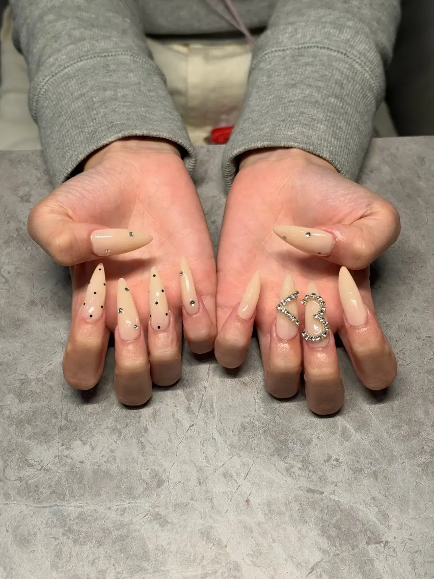 ネイル IROHA nail 烏丸店 ミサキのネイルデザイン