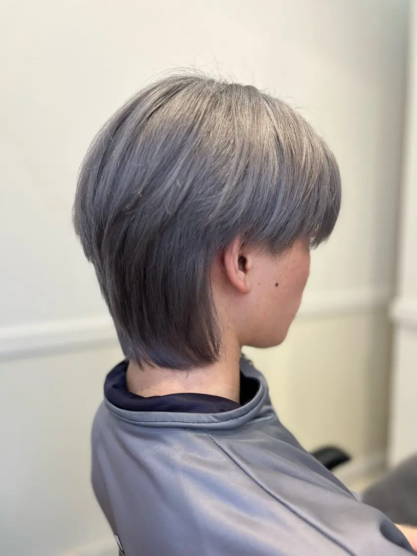 カラー メンズ メンズブリーチ ブリーチ 透明感カラー ダブルカラー 髪質改善 【ただの天才 🎨】のヘアスタイル