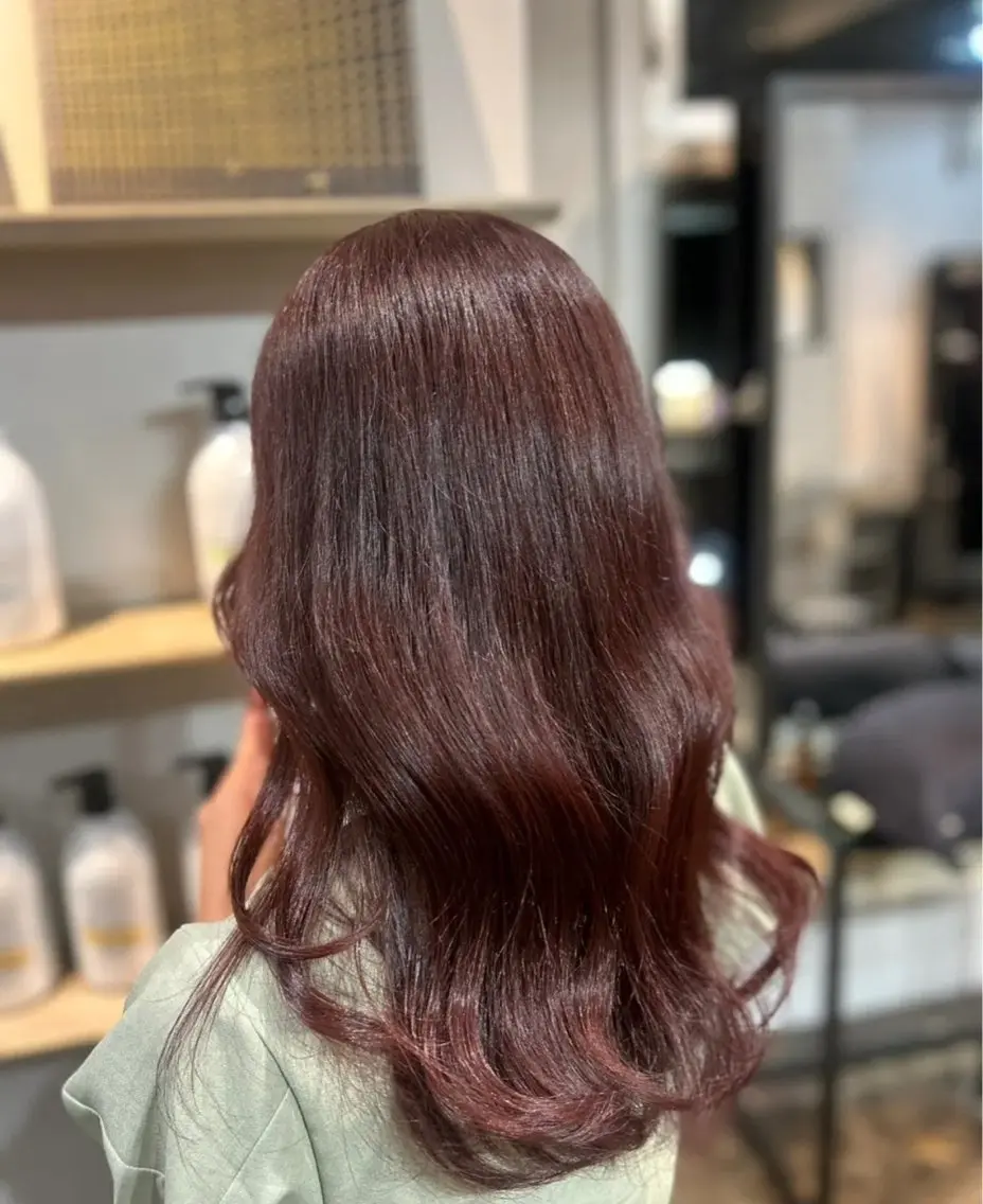 セミロング ヘアカラー トリートメント ヨシタニ ヒナタのヘアスタイル