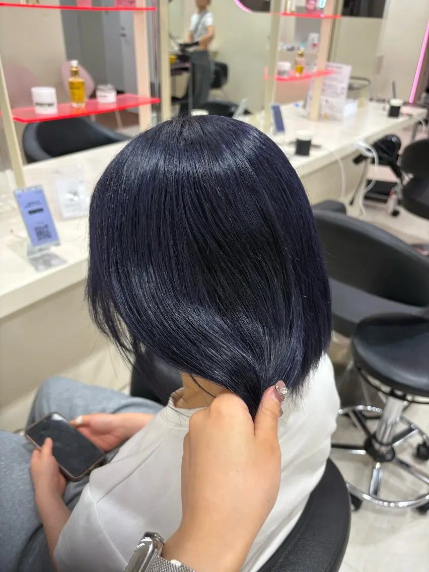 セミロング カラー ヘアアレンジ ヘアカラー 💟RINNA 艶カラー💟のヘアスタイル