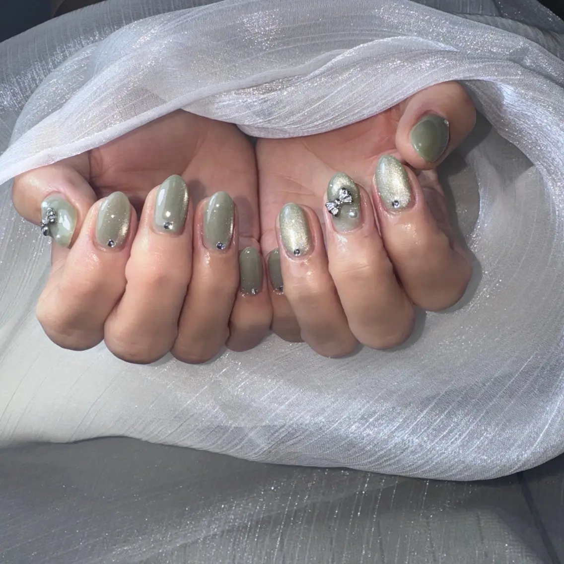ネイル チークネイル フレンチネイル グラデーション 韓国ネイル マグネットネイル Hana Nailのネイルデザイン