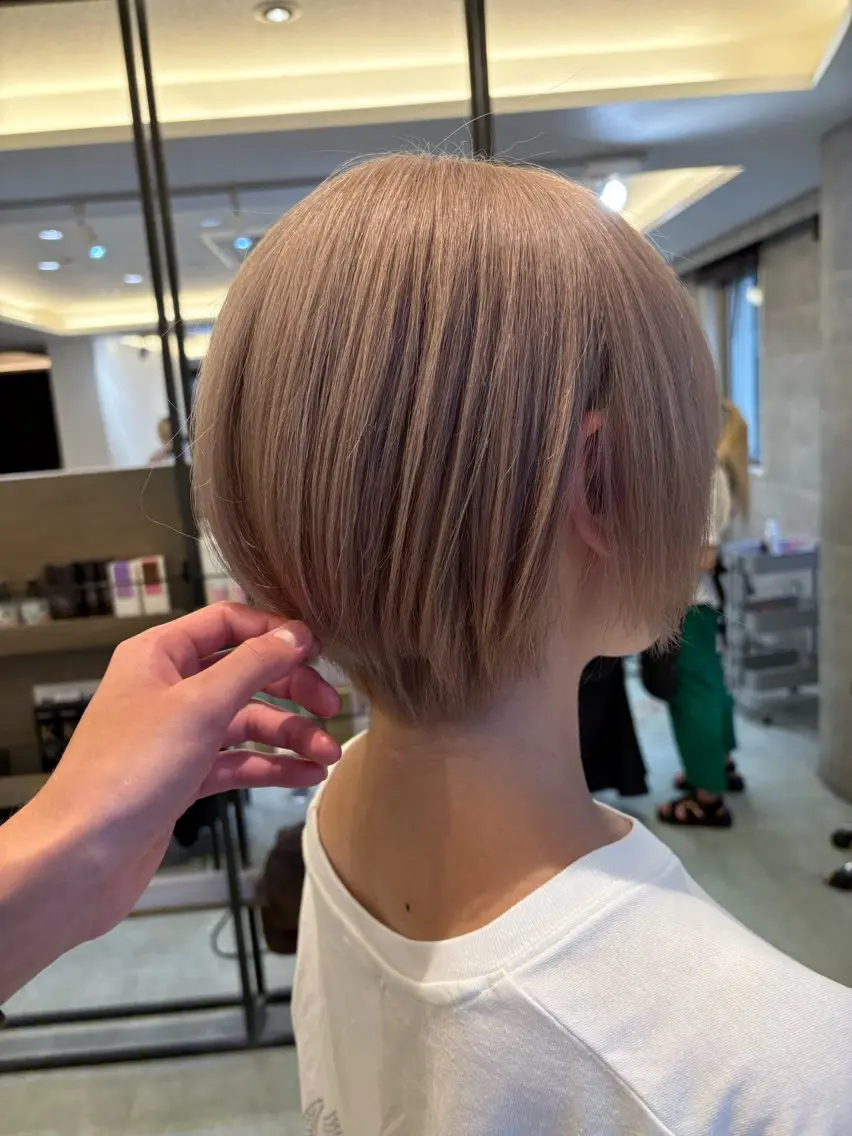 ショート カラー ハイトーンカラー ショートヘア ヘアカラー ケアブリーチ🌟 ♢WATARU♢のヘアスタイル
