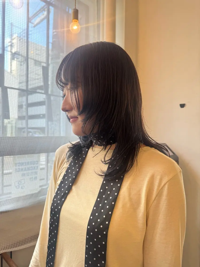 カラー 松谷 美和のヘアスタイル