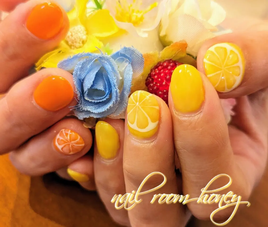 ネイル オレンジ ぷっくりネイル 黄色 nail room  honeyのネイルデザイン