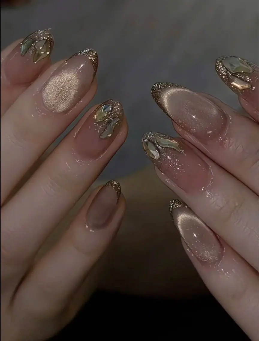 ネイル フラッシュネイル フレンチネイル グラデーション キラキラネイル 韓国ネイル ハンドネイル Hy nailsのネイルデザイン
