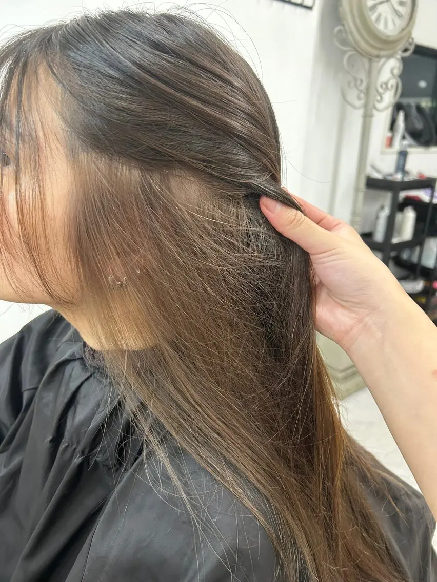 カラー ヘアカラー あべ みゅうのヘアスタイル