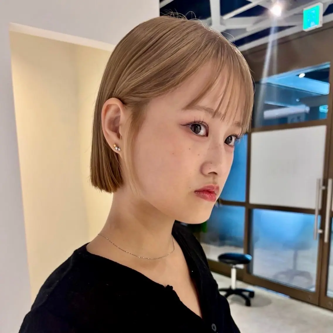 ショート 切りっぱなしボブ ボブ BALANCE. 弥央のヘアスタイル