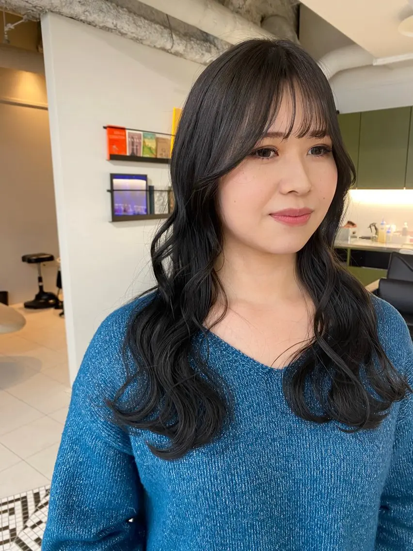 ロング カラー 髪質改善 トリートメント カット ヘアカラー トリートメント LUVISM新潟🎀 透明感カラー/ミユのヘアスタイル