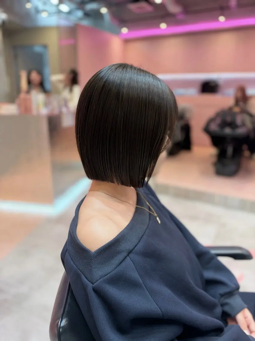 ショート カット ヘアカラー トリートメント 🤍韓国レイヤー🤍 川崎Rikoのヘアスタイル