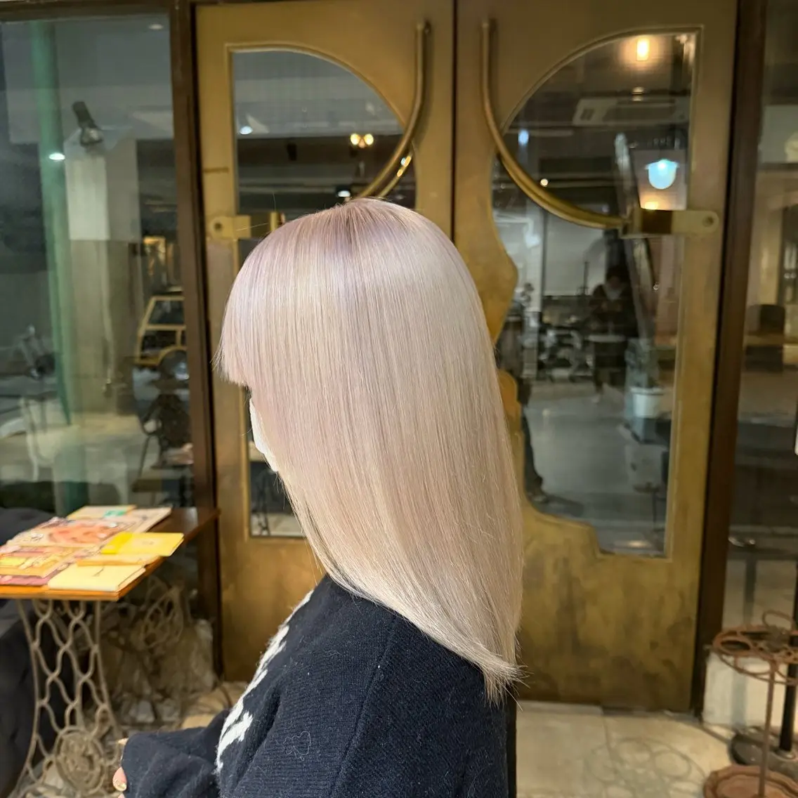 ミディアム カラー ブリーチ ブロンド 透明感カラー ハイトーンカラー ホワイトブロンド ⚜️ブリーチ× 透明感✨Hayatoのヘアスタイル