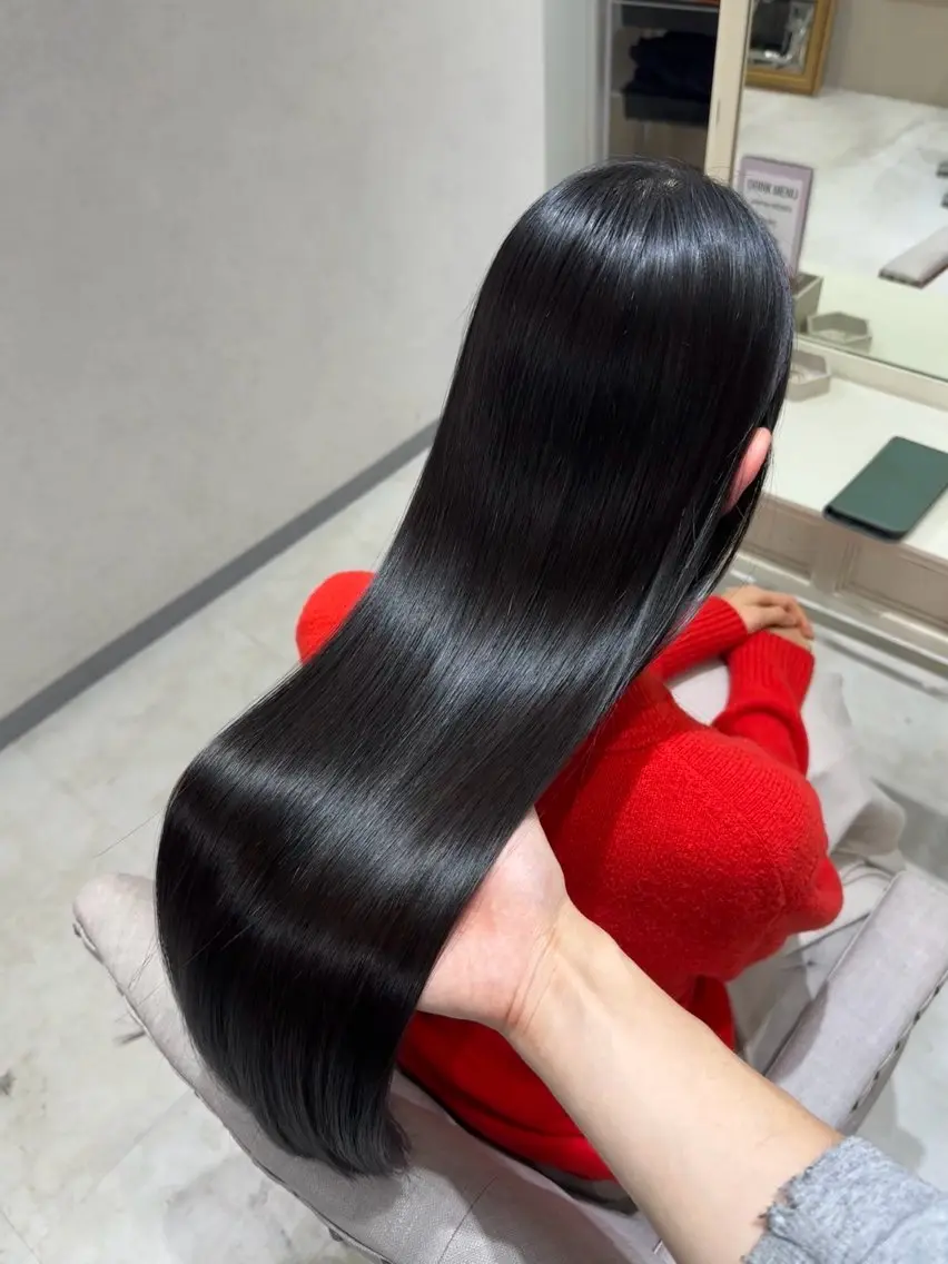 ロング 縮毛矯正 髪質改善× ブリーチなしyutoのヘアスタイル