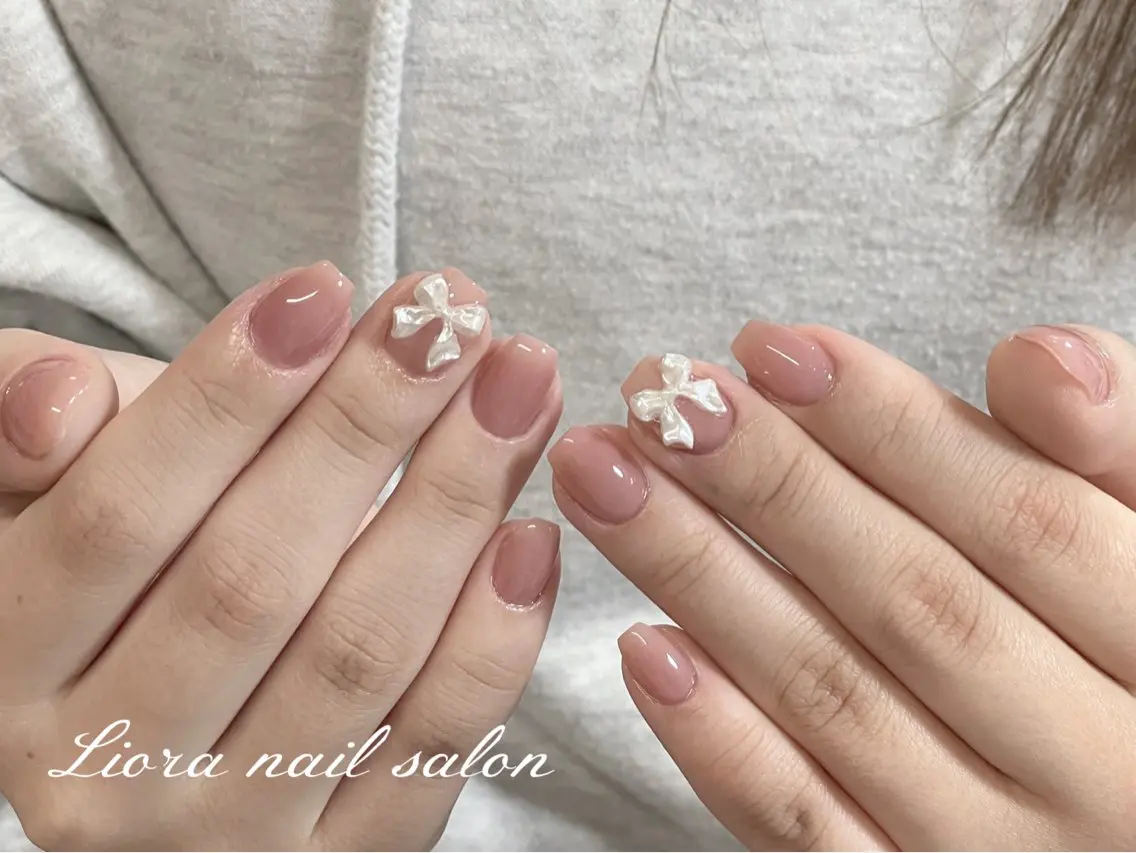 ネイル チークネイル フットネイル フレンチネイル ジェルネイル ガーリー ハンドネイル JUN Lioraネイルのネイルデザイン