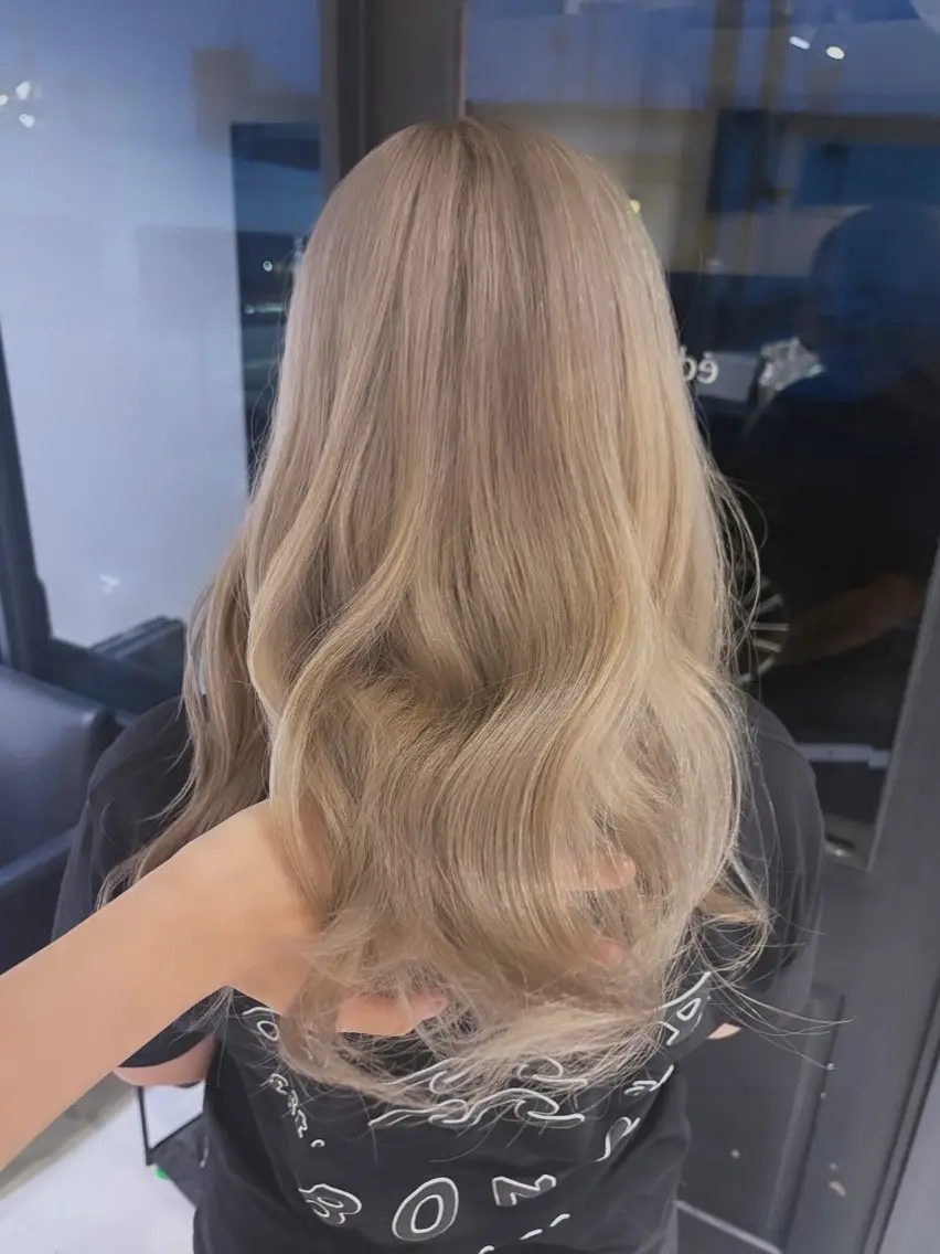 ロング ヘアカラー トリートメント ⠀ hinaのヘアスタイル