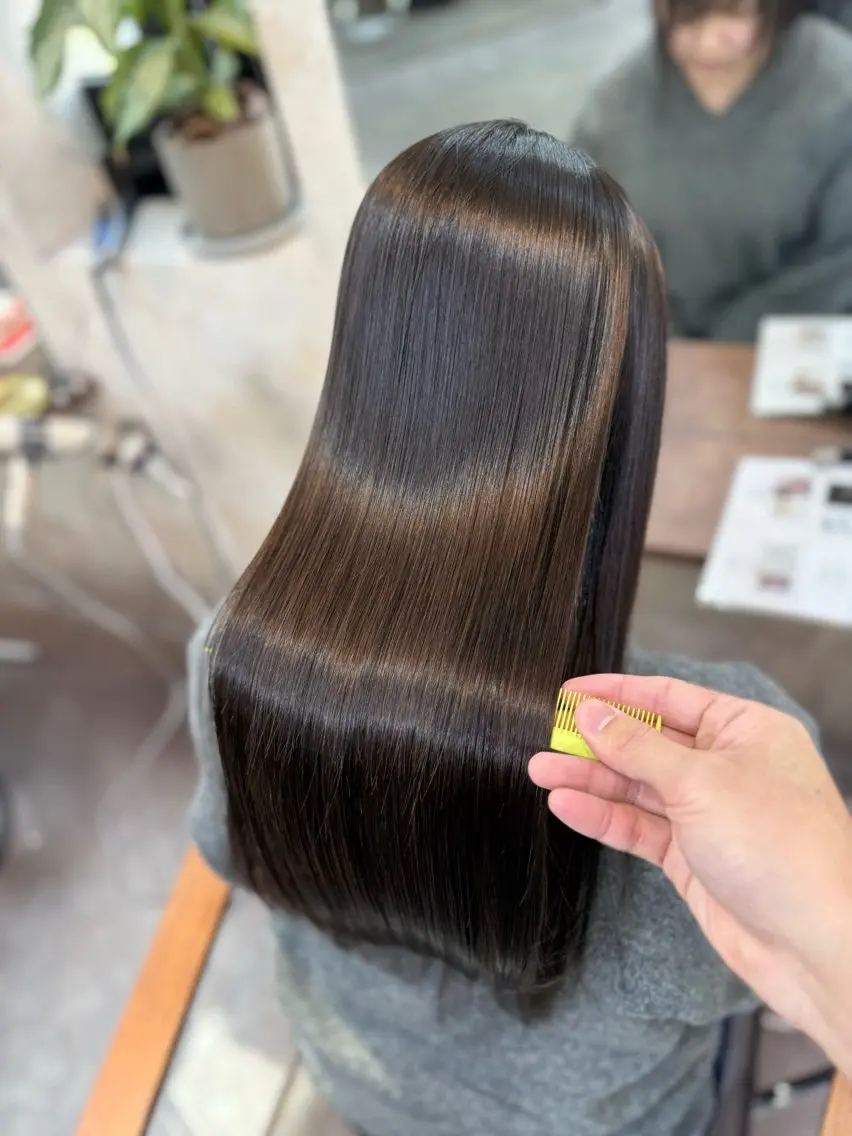 ロング 髪質改善 縮毛矯正 若命燿史／レイヤー 縮毛矯正/髪質改善のヘアスタイル