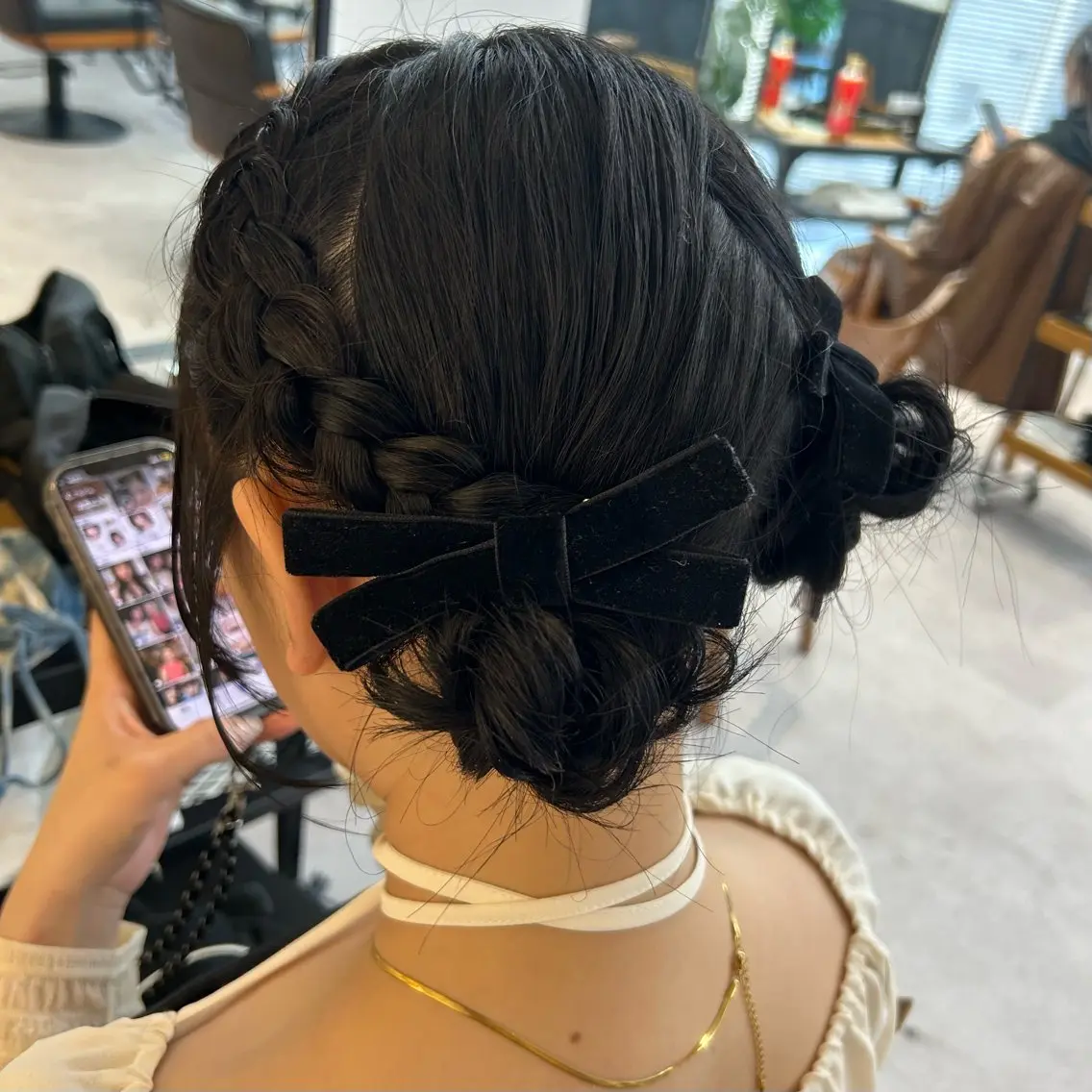 ミディアム ヘアアレンジ ヘアセット 🎀オタク美容師艶髪 カラーERINA🎀のヘアスタイル