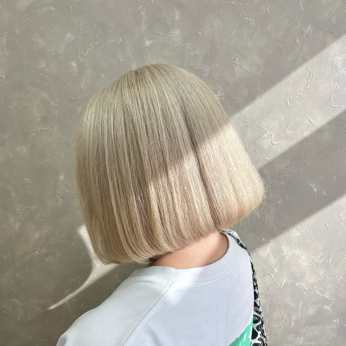 【本日限定】🌈カット＋トリプルカラー＋トリートメント🌈ブリーチを2回行い外国人のようなハイトーン☘️の写真