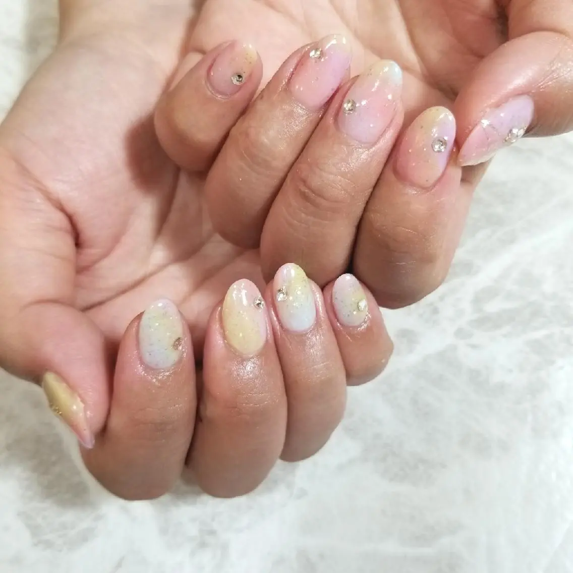 ネイル ハンドネイル nijiiro🌈 サトウのネイルデザイン