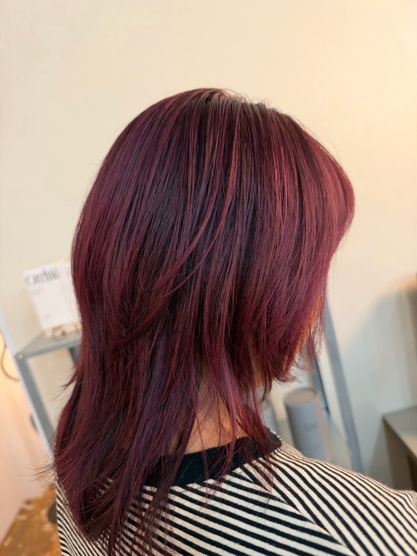 ミディアム パープルカラー ヘアカラー 岩見 和のヘアスタイル