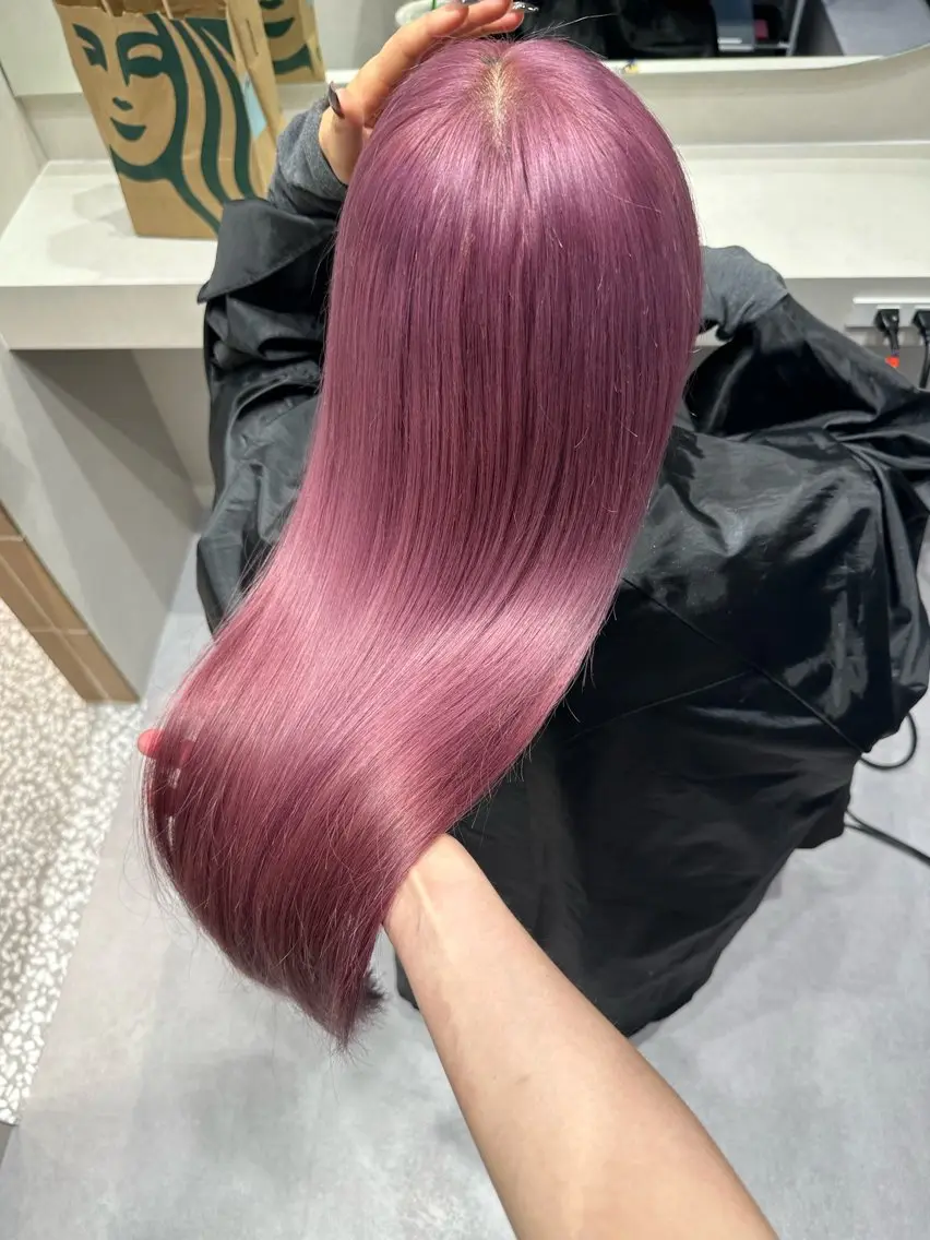 ロング ヘアカラー トリートメント ピンクカラー美容師 新宿美容室🎀のヘアスタイル