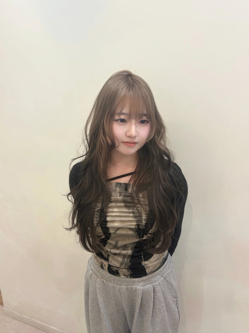 カラー ヘアカラー nagisa 🎀 ハイトーン 髪質改善のヘアスタイル