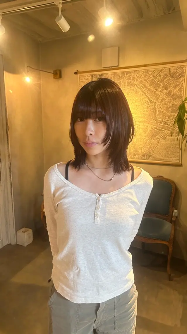 セミロング カット 🦭☪️Azumi 縮毛矯正☪️🦭のヘアスタイル