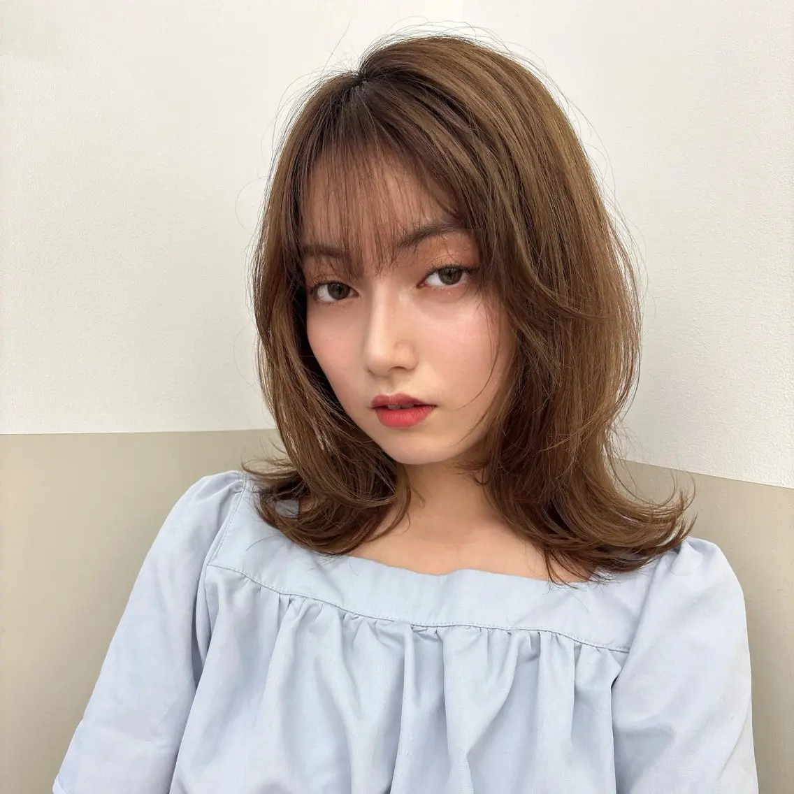 ミディアム カット 髙落 香帆のヘアスタイル