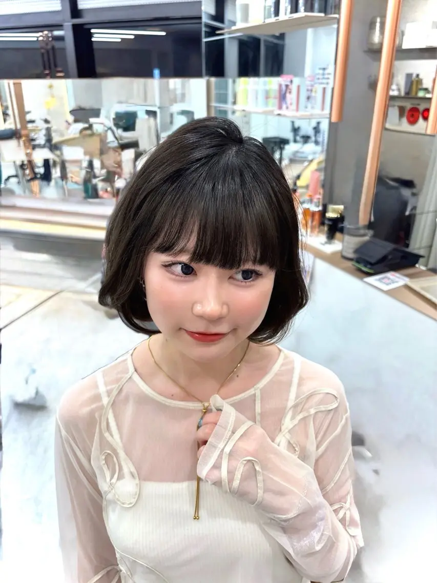 ミディアム カラー ミディアムレイヤー ベージュカラー ブラウンカラー 透明感カラー マロンブラウン カット ヘアカラー トリートメント 顔周りレイヤーカット /髪質改善/ゆう🤍のヘアスタイル