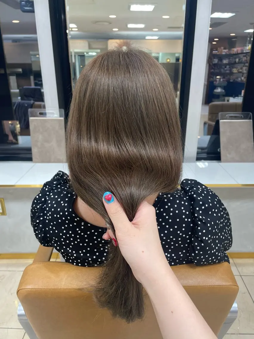 ロング カラー オリーブカラー 🌿新宿 カットモデル🫧のヘアスタイル